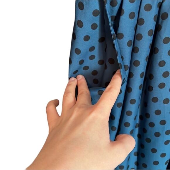 BCBG Generation polka dot jumpsuit. Size 2 - Picture 8 of 10